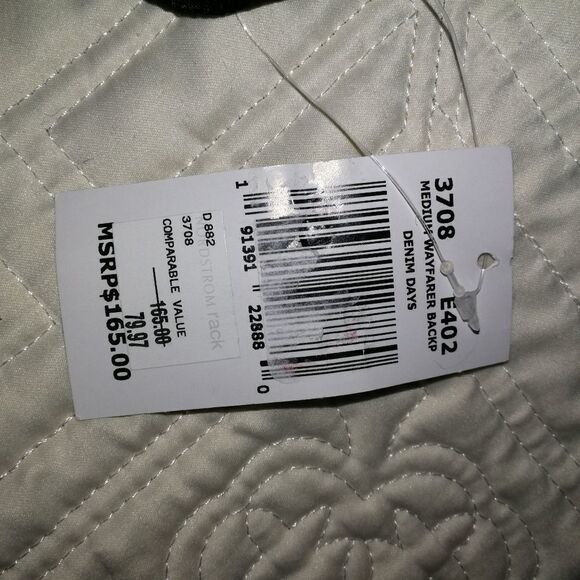 Le SPORT SAC Denim Days Blue Medium Wayfarer Backpack NWT - Picture 9 of 13